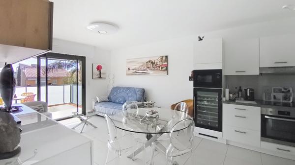 PORT FREJUS 2 T3 TERRASSE GARAGE DOUBLE