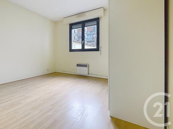 Appartement F3 à vendre  3 pièces - 73 m2 LE KREMLIN BICETRE - 94
