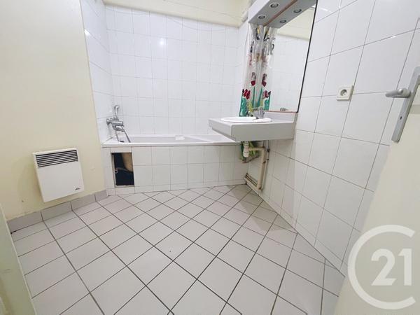 Appartement F3 à vendre  3 pièces - 73 m2 LE KREMLIN BICETRE - 94