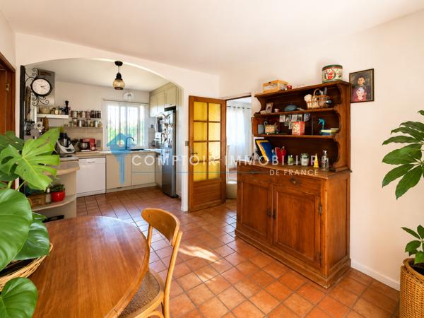 Maison
                                                                                                                                                                                                                                                                                                                        4 pièce(s)                                                                                                                                                                                                          3 chambre(s)                                                                                                                                                                                                          100  m²