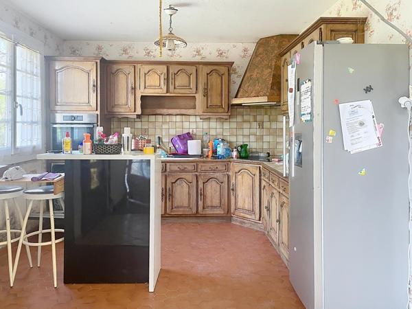 Maison sur sous-sol, 3 chambres ,terrain clos 1 200 m² au calme