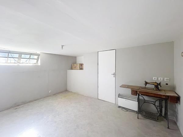 Maison sur sous-sol, 3 chambres ,terrain clos 1 200 m² au calme