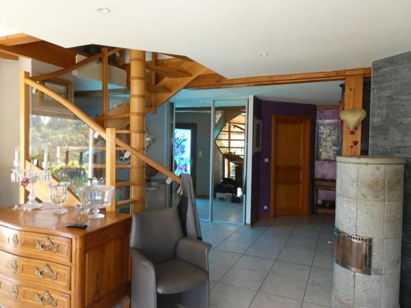 GERARDMER (88) Chalet haut de gamme T6 de 150m², terrain 1450m².