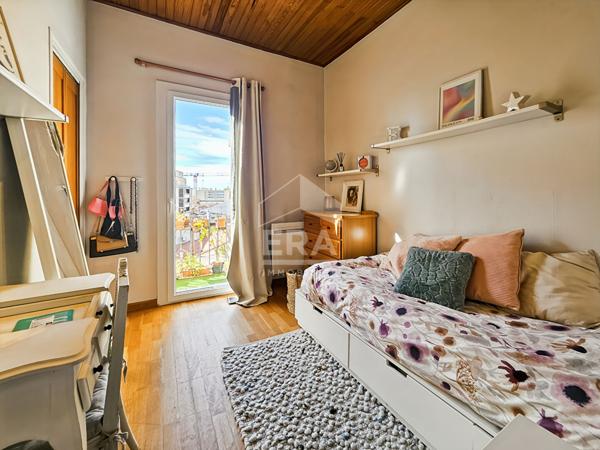 MARSEILLE 13014 - BON SECOURS / SAINT GABRIEL Appartement T4 + combles