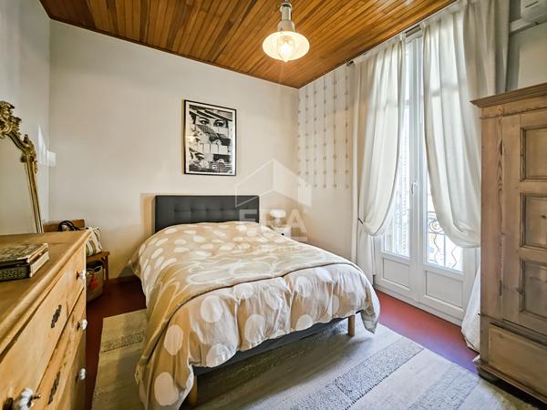 MARSEILLE 13014 - BON SECOURS / SAINT GABRIEL Appartement T4 + combles