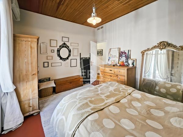 MARSEILLE 13014 - BON SECOURS / SAINT GABRIEL Appartement T4 + combles