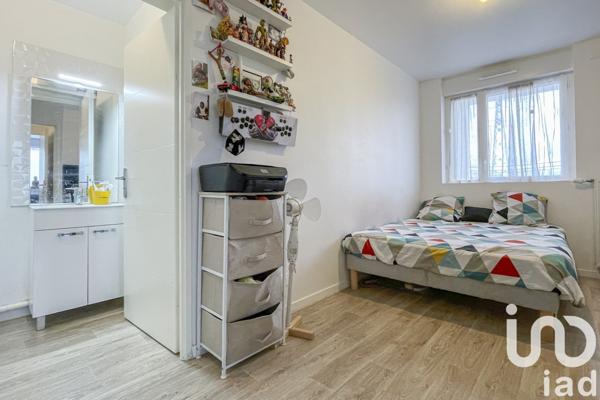 Appartement à vendre 4 pièces 77 m² Cergy