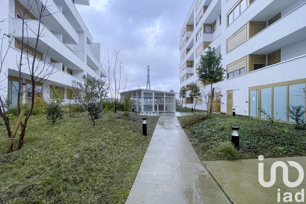 Appartement à vendre 4 pièces 77 m² Cergy