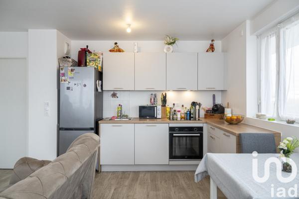 Appartement à vendre 4 pièces 77 m² Cergy