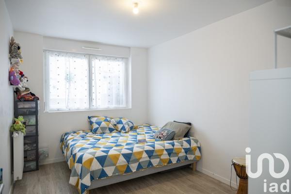 Appartement à vendre 4 pièces 77 m² Cergy