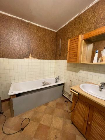 Appartement à vendre    2 pièces • 49 m2 Les Ulis