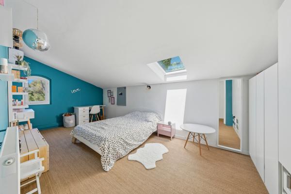 Maison de charme rénovée avec piscine Diffazur, au cœur d’un écrin de verdure sans vis-à-vis