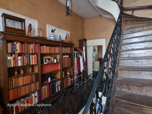 DEMEURE HISTORIQUE A VENDRE A MOISSAC(82)
