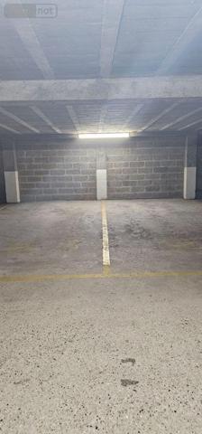 Parking couvert à vendre à Amiens dans la Somme (80000), ref : 80119/89   
Henriville