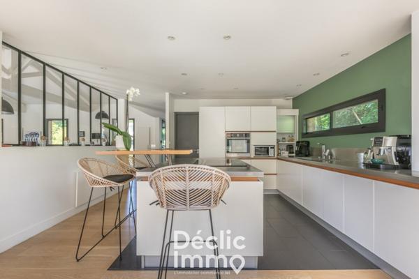 Vente maison Latresne, 230m² 7 pièces 1 190 000€ avec piscine