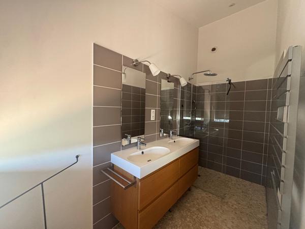 MAISON MEUBLE - A LOUER - CABRIES - COUP DE COEUR