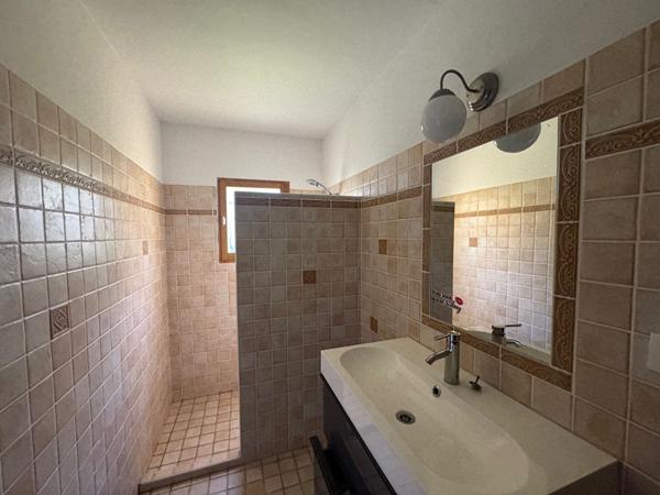 MAISON MEUBLE - A LOUER - CABRIES - COUP DE COEUR