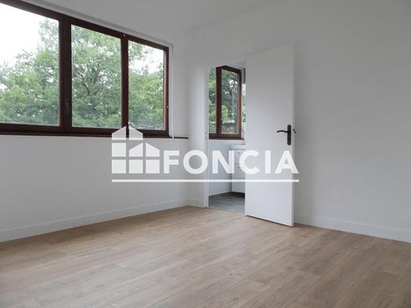 Location Appartement 4 pièces 88.21 m² - 121 RESIDENCE ELYSEES 2 La Celle Saint Cloud 78170