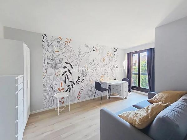 Location                                                      Appartement
                        
                     1 pièces                      20 m2                     à Clermont-Ferrand