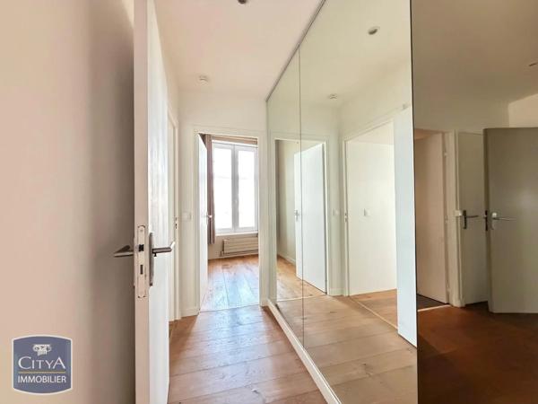 Appartement à louer 4 pièces 123.8m² Arras (62000)