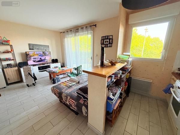 Appartement à vendre à Saint-Aubin-d'Aubigné en Ille-et-Vilaine (35250), ref : DRB558