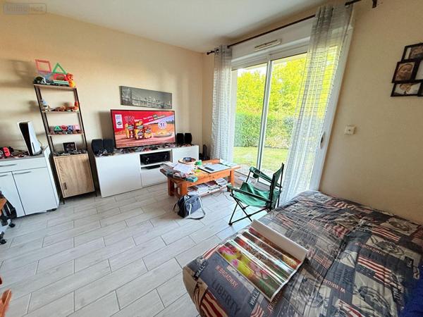 Appartement à vendre à Saint-Aubin-d'Aubigné en Ille-et-Vilaine (35250), ref : DRB558