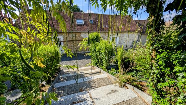 Pirmil (72430) LONGÈRE - 131m2 - 3 CHAMBRES