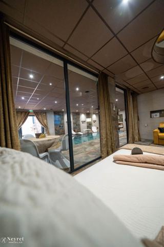 Saint-priest-en-jarez appartement 316M2 type maison de plain pied avec terrasse garage parking