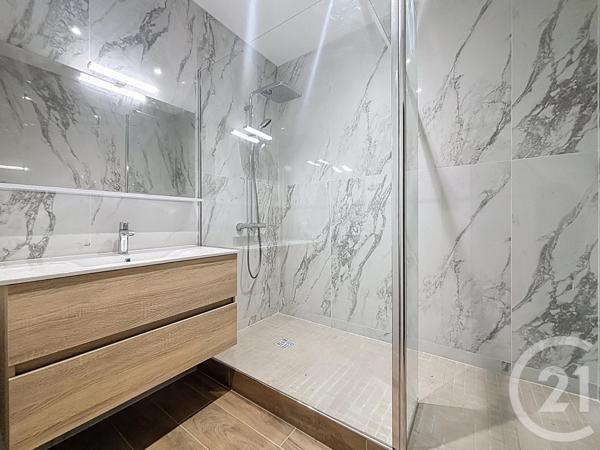 Appartement T3 à vendre  3 pièces - 105,33 m2 LE PUY EN VELAY - 43