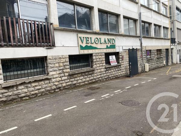 à vendre  510 m2 BESANCON - 25