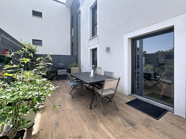 Maison Suresnes 4 pièce(s) 125 m2