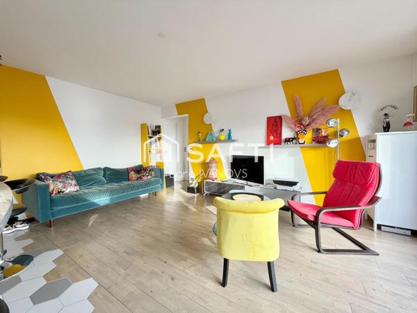 Grand 2 pièces lumineux à 13 minutes à pied du RER