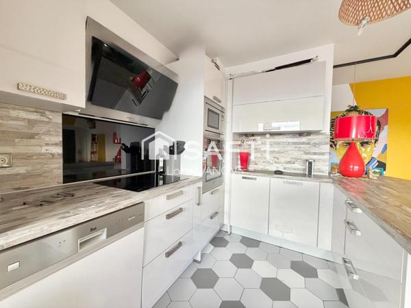 Grand 2 pièces lumineux à 13 minutes à pied du RER