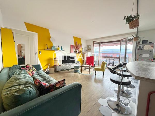 Grand 2 pièces lumineux à 13 minutes à pied du RER