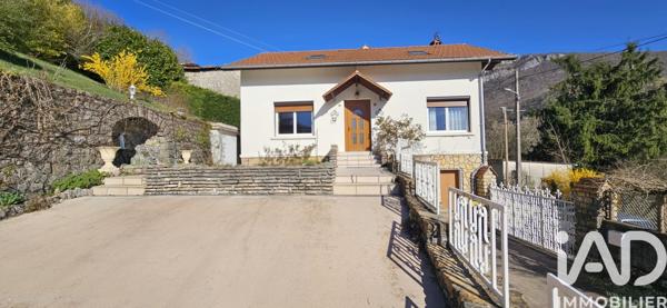 Maison à vendre 5 pièces 130,85 m² Tenay