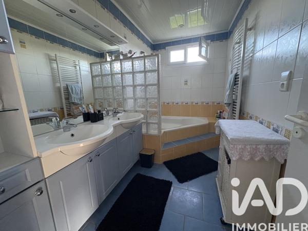 Maison à vendre 7 pièces 166 m² Labégude
