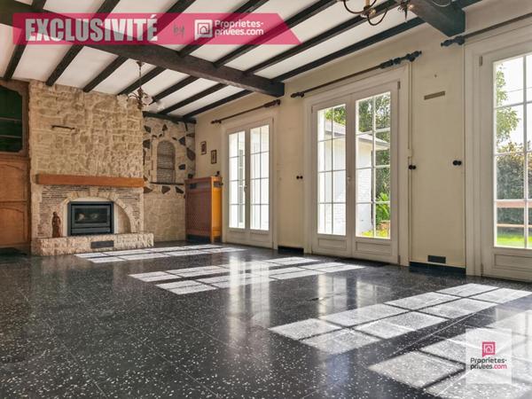 Wattrelos, idéalement situé, plain pied avec 4 chambres, jardin, double garage