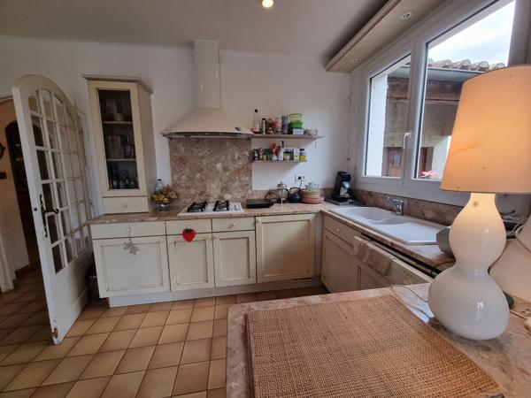 Charmante maison familiale 174m², 5 chambres avec jardin et Garage