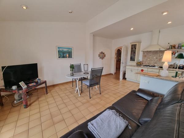 Charmante maison familiale 174m², 5 chambres avec jardin et Garage