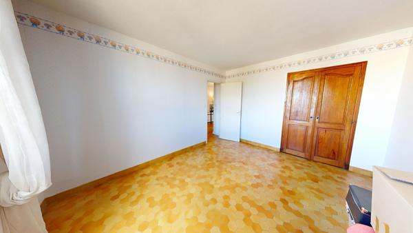 Charmante maison familiale 174m², 5 chambres avec jardin et Garage