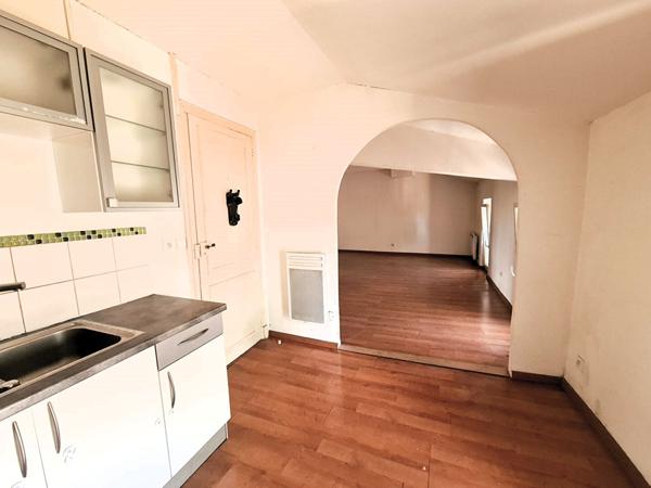 NARBONNE - Maréchal Joffre - Bel appartement T4 lumineux de 86m²