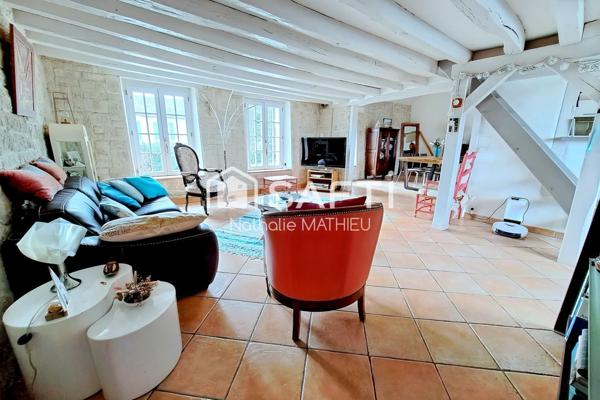 maison de charme de 143 m2 env, avec piscine à Magny le Hongre
