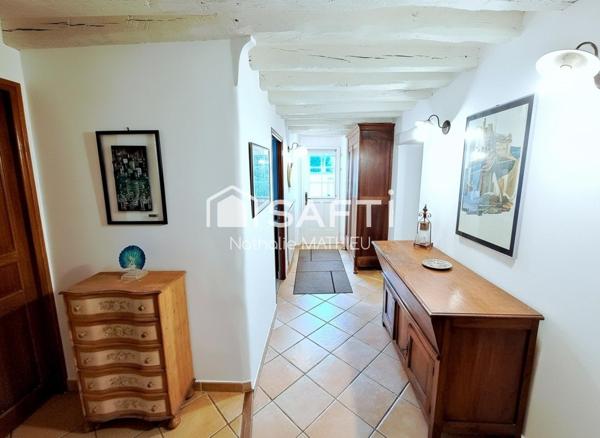 maison de charme de 143 m2 env, avec piscine à Magny le Hongre