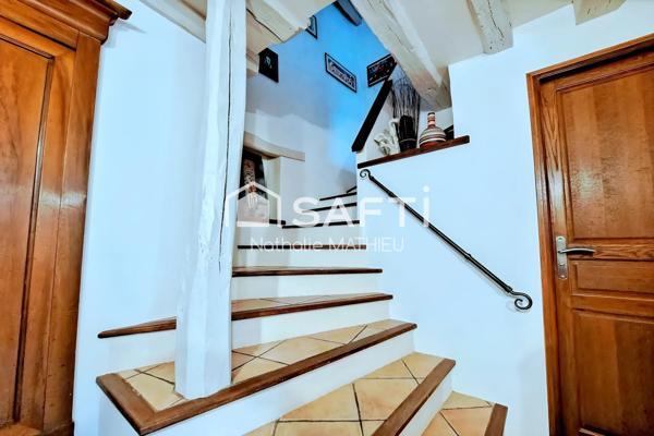 maison de charme de 143 m2 env, avec piscine à Magny le Hongre