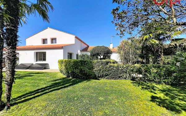 Maison à vendre    6 pièces •  Talmont-Saint-Hilaire