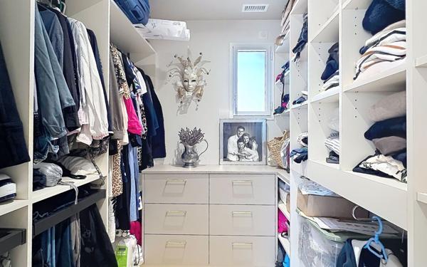 Maison à vendre    6 pièces •  Talmont-Saint-Hilaire