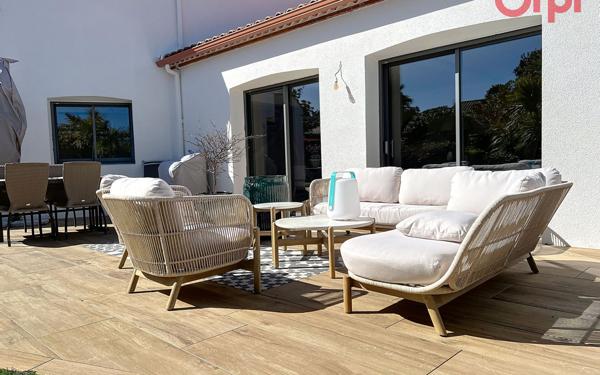 Maison à vendre    6 pièces •  Talmont-Saint-Hilaire