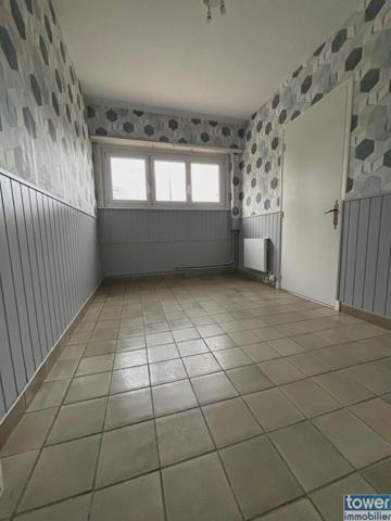 très jolie maison de ville