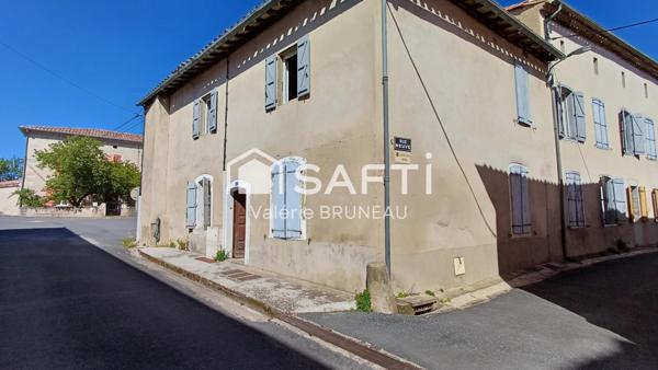 BATISSE A RENOVER DE 460 M2 AU CENTRE VILLAGE