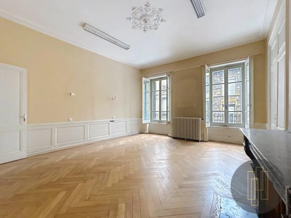 APPARTEMENT T4 A VENDRE - TARARE 103 m 2 | 132 500 €